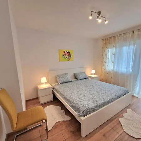 Novi Apartman Nps Pula Exterior photo