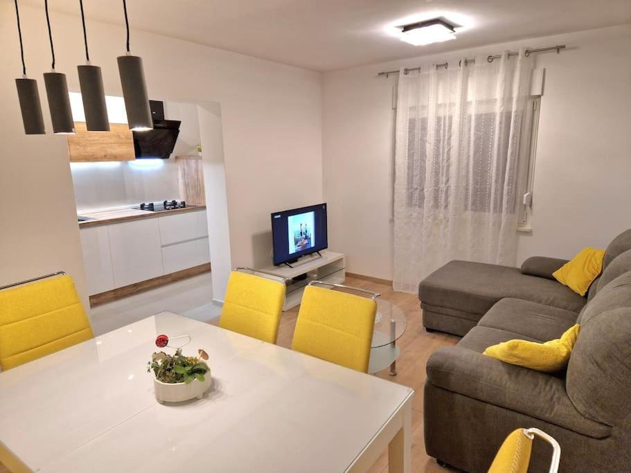 Appartement Novi Nps Pula